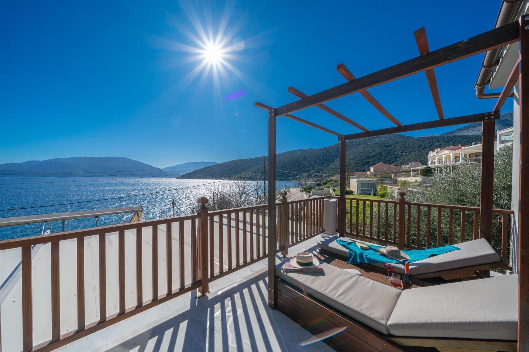 Sea Rock Apartment Agia Efimia Zewnętrze zdjęcie