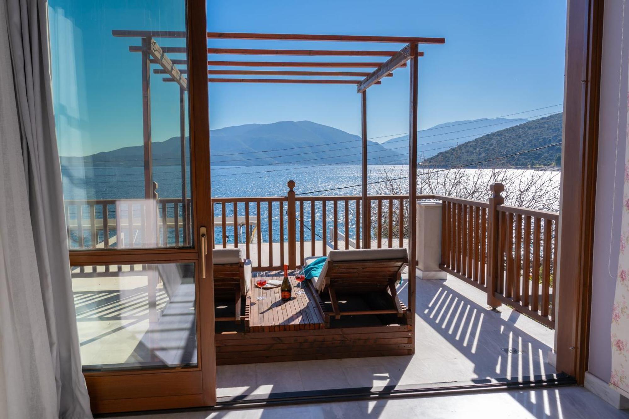 Sea Rock Apartment Agia Efimia Zewnętrze zdjęcie